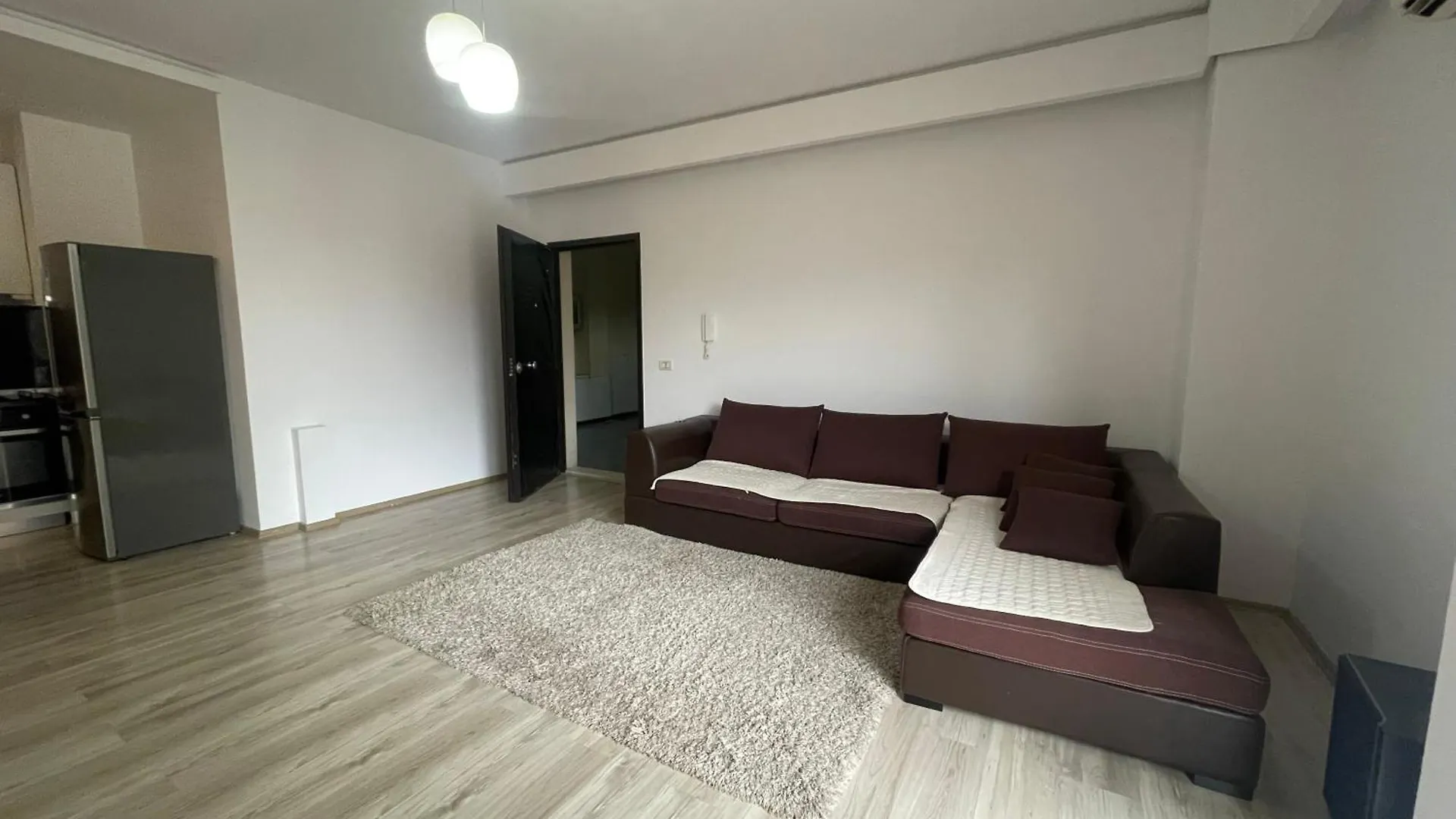 Roan Apartment شكودر